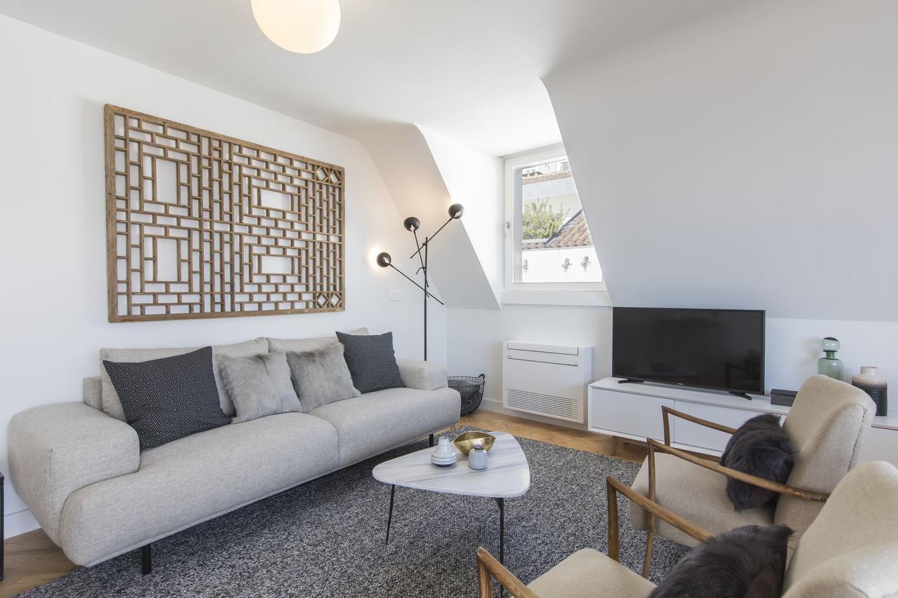 Lovelystay - Penthouse On The Tagus In Alfama Lisbon Exterior photo